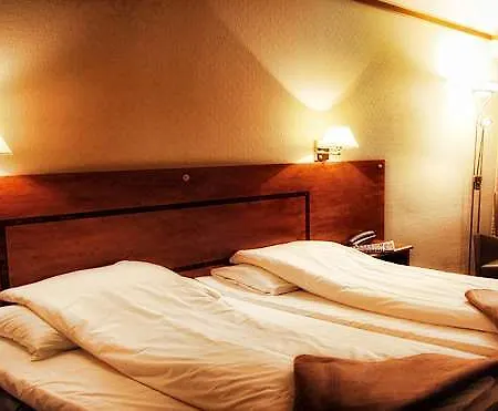 Westland Hotell 4*